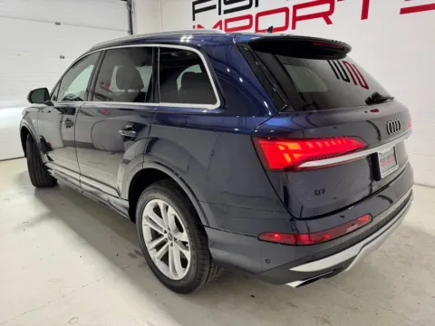 More photos of 2025 Audi Q7 55 Premium Plus at Fishers Imports - North East, IN