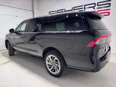 More photos of 2025 Lincoln Navigator L Reserve at Fishers Imports - North East, IN