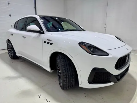 More photos of 2024 Maserati Grecale Trofeo at Fishers Imports - North East, IN