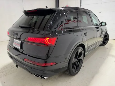 More photos of 2024 Audi SQ7 Premium Plus at Fishers Imports - North East, IN
