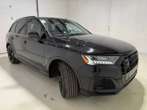 More photos of 2024 Audi SQ7 Premium Plus at Fishers Imports - North East, IN