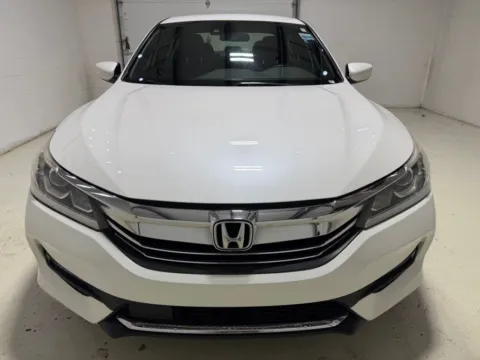 More photos of 2017 Honda Accord Sport at Fishers Imports - North East, IN