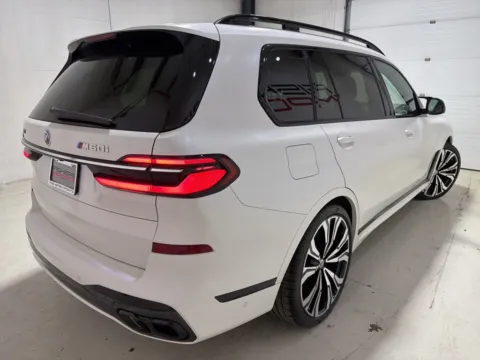 More photos of 2023 BMW X7 M60i at Fishers Imports - North East, IN