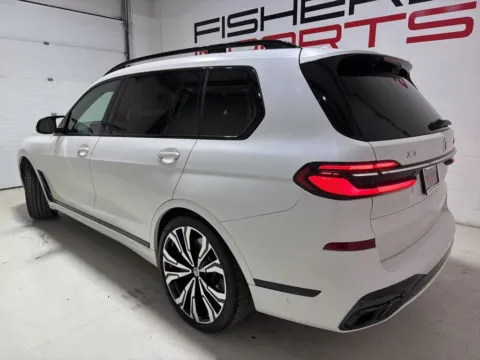 More photos of 2023 BMW X7 M60i at Fishers Imports - North East, IN
