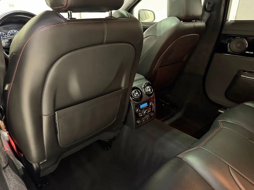 2016 Jaguar XJ R - Photo 33