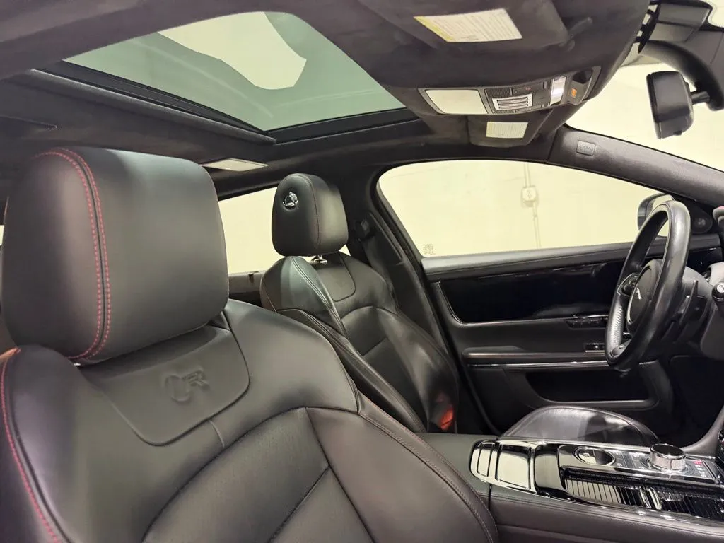 2016 Jaguar XJ R - Photo 46