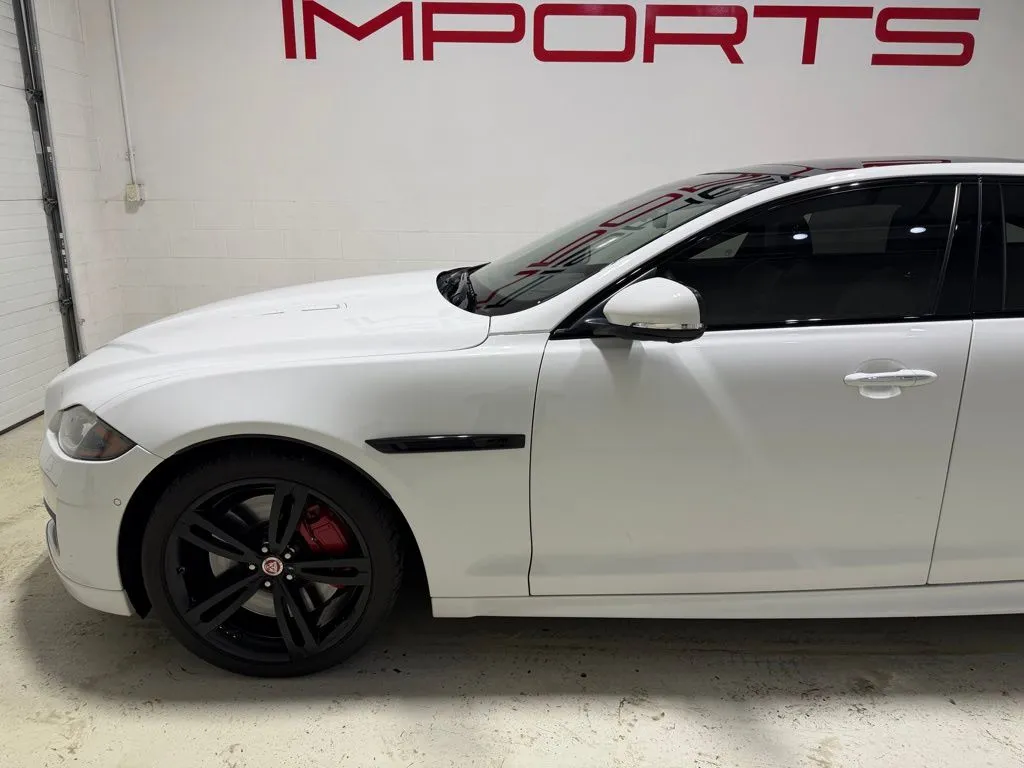 2016 Jaguar XJ R - Photo 5