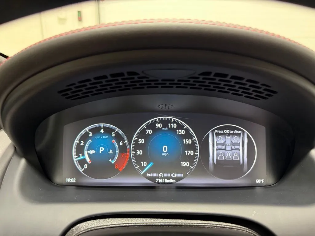 2016 Jaguar XJ R - Photo 14