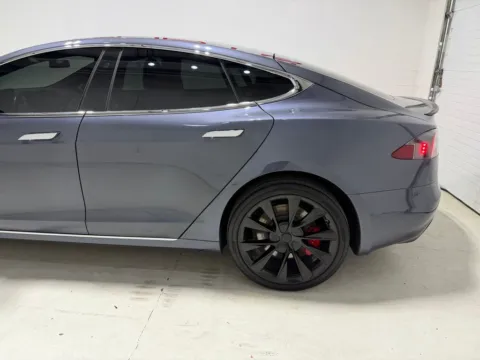 More photos of 2021 Tesla Model S Performance at Fishers Imports - North East, IN