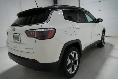 More photos of 2019 Jeep Compass Limited at Fishers Imports - North East, IN