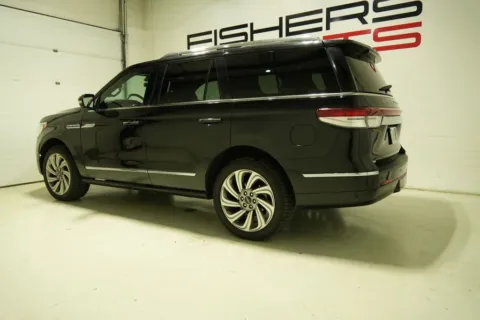 More photos of 2023 Lincoln Navigator Reserve at Fishers Imports - North East, IN