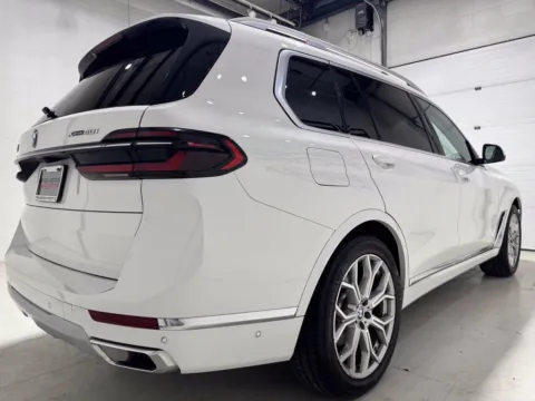 More photos of 2023 BMW X7 xDrive40i at Fishers Imports - North East, IN