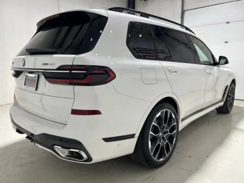 More photos of 2024 BMW X7 xDrive40i at Fishers Imports - North East, IN