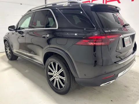 More photos of 2025 Mercedes-Benz GLE 450e at Fishers Imports - North East, IN
