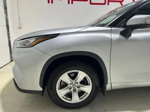 Another view of 2020 Toyota Highlander LE for sale in Fishers, IN at Fishers Imports - North East