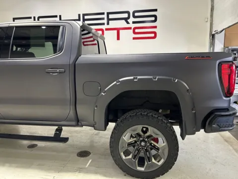 More photos of 2021 GMC Sierra 1500 SLT at Fishers Imports - North East, IN