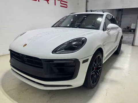 More photos of 2022 Porsche Macan GTS at Fishers Imports - North East, IN