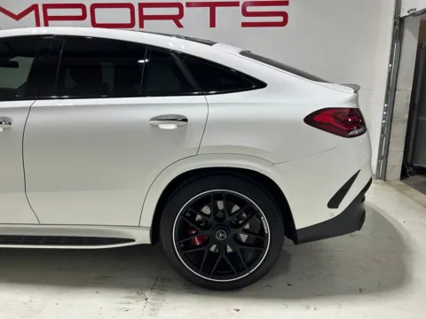 More photos of 2023 Mercedes-Benz GLE 53 AMG at Fishers Imports - North East, IN