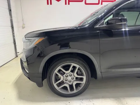 Another view of 2022 Honda Passport EX-L for sale in Fishers, IN at Fishers Imports - North East