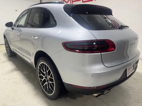 More photos of 2018 Porsche Macan S at Fishers Imports - North East, IN