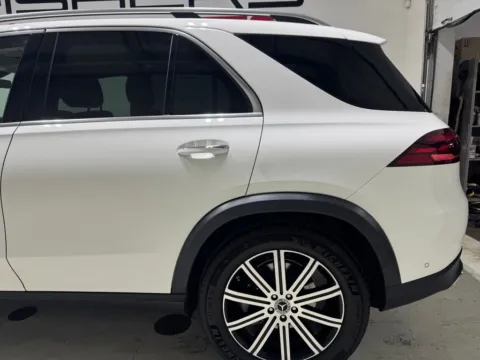 More photos of 2024 Mercedes-Benz GLE 450 at Fishers Imports - North East, IN
