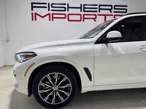 More photos of 2022 BMW X5 xDrive40i at Fishers Imports - North East, IN