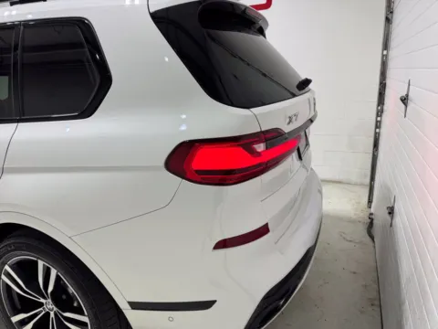 More photos of 2022 BMW X7 xDrive40i at Fishers Imports - North East, IN