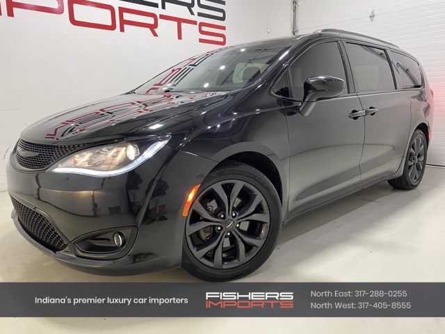 2018 Chrysler Pacifica Touring L Plus for sale in Fishers, IN