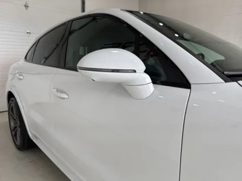More photos of 2022 Porsche Cayenne Coupe at Fishers Imports - North East, IN