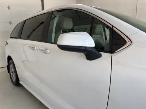 More photos of 2024 Toyota Sienna LE at Fishers Imports - North East, IN