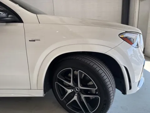 More photos of 2022 Mercedes-Benz GLE 53 AMG at Fishers Imports - North East, IN