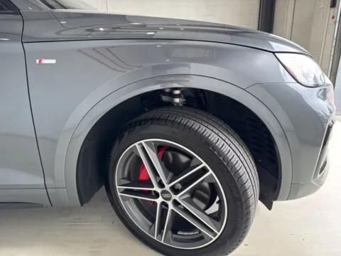 More photos of 2024 Audi Q5 e 55 Premium Plus at Fishers Imports - North East, IN