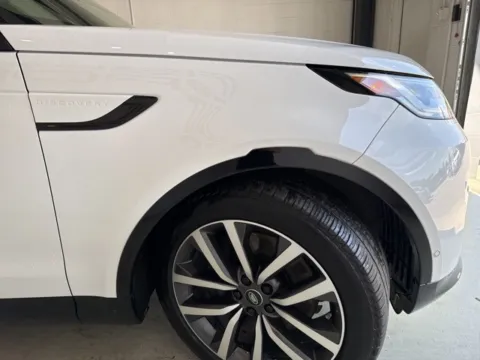 More photos of 2024 Land Rover Discovery Dynamic SE at Fishers Imports - North East, IN
