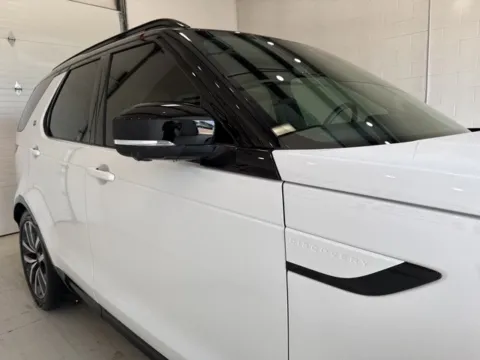 More photos of 2024 Land Rover Discovery Dynamic SE at Fishers Imports - North East, IN