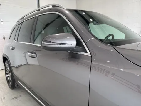 More photos of 2022 Mercedes-Benz GLB 250 at Fishers Imports - North East, IN
