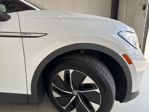 More photos of 2021 Volkswagen ID.4 Pro S at Fishers Imports - North East, IN