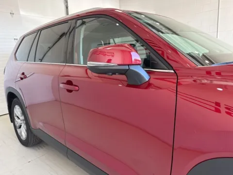 More photos of 2025 Toyota Grand Highlander Hybrid LE at Fishers Imports - North East, IN
