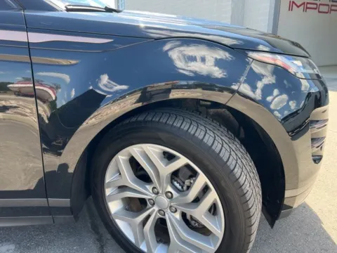 More photos of 2022 Land Rover Range Rover Evoque R-Dynamic SE at Fishers Imports - North East, IN