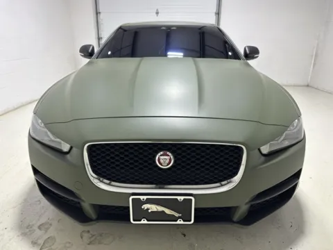 More photos of 2017 Jaguar XE 25t at Fishers Imports - North East, IN