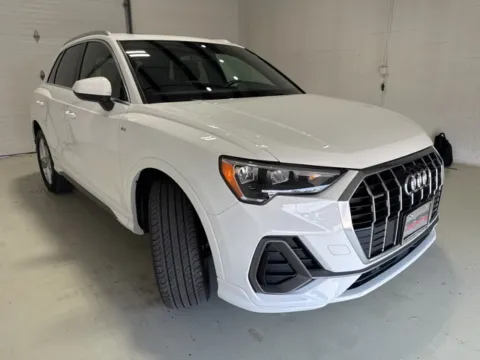 More photos of 2022 Audi Q3 Premium at Fishers Imports - North East, IN