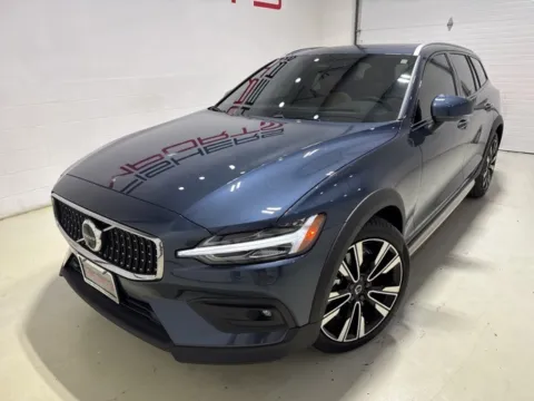 Photos of 2025 Volvo V60 Cross Country B5 Ultra for sale in Fishers, IN at Fishers Imports - North East