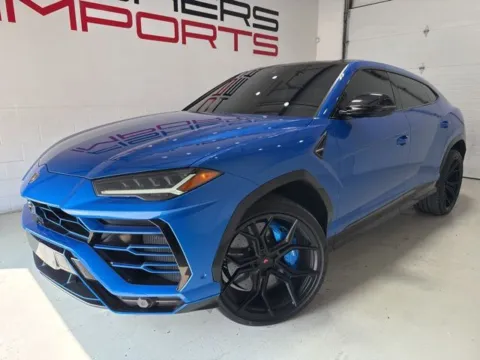Photos of 2020 Lamborghini Urus for sale in Fishers, IN at Fishers Imports - North East