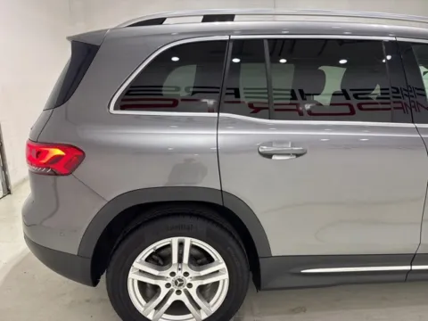 More photos of 2021 Mercedes-Benz GLB 250 at Fishers Imports - North East, IN