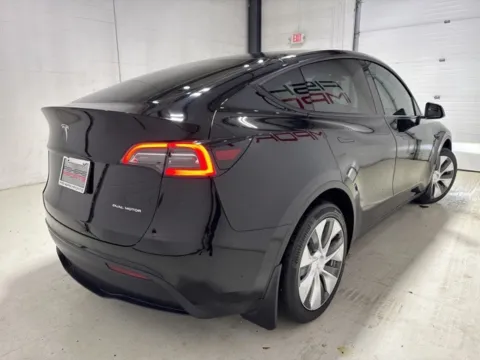More photos of 2021 Tesla Model Y Long Range at Fishers Imports - North East, IN