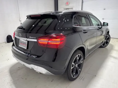 More photos of 2019 Mercedes-Benz GLA 250 at Fishers Imports - North East, IN