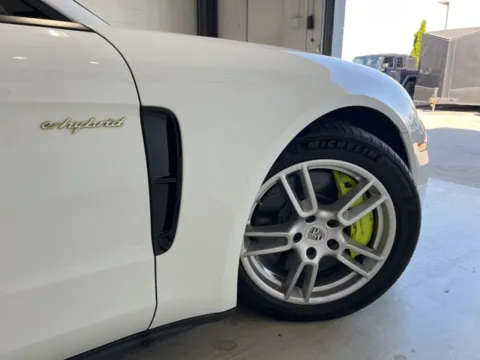 More photos of 2018 Porsche Panamera E-Hybrid 4 at Fishers Imports - North East, IN