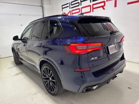 More photos of 2022 BMW X5 xDrive40i at Fishers Imports - North East, IN