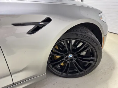 More photos of 2019 BMW M5 at Fishers Imports - North East, IN