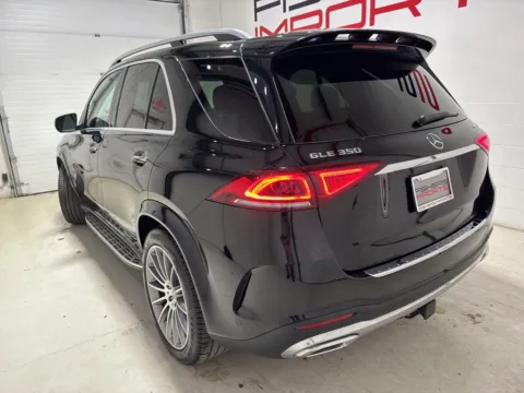 More photos of 2022 Mercedes-Benz GLE 350 at Fishers Imports - North East, IN