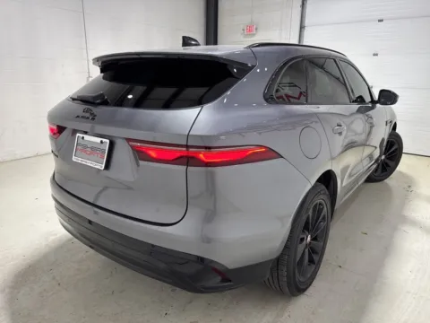 More photos of 2022 Jaguar F-PACE P250 S at Fishers Imports - North East, IN